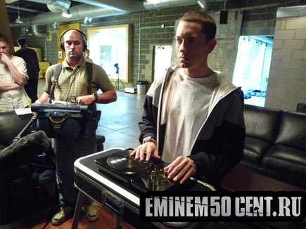 Eminem Plays DJ Hero